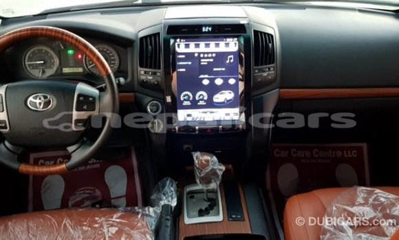Buy Import Toyota Land Cruiser White Car in Import - Dubai in Bagmati Buy Import Toyota Land Cruiser White Car in Import - Dubai in Bagmati