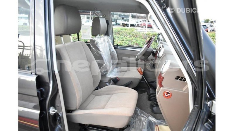 Big with watermark toyota land cruiser bagmati import dubai 3229
