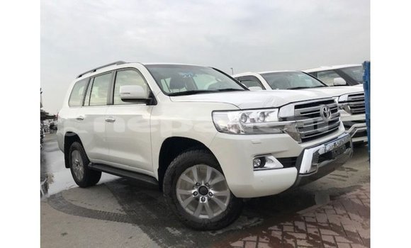 Buy Import Toyota Land Cruiser White Car in Import - Dubai in Bagmati Buy Import Toyota Land Cruiser White Car in Import - Dubai in Bagmati