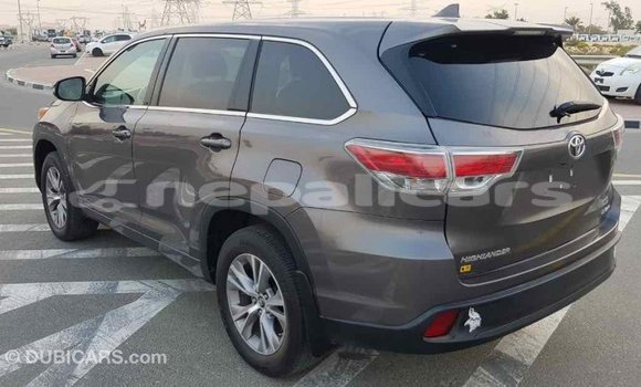 Buy Import Toyota Highlander Other Car in Import - Dubai in Bagmati Buy Import Toyota Highlander Other Car in Import - Dubai in Bagmati