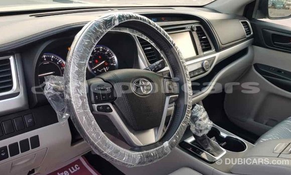 Buy Import Toyota Highlander Other Car in Import - Dubai in Bagmati Buy Import Toyota Highlander Other Car in Import - Dubai in Bagmati