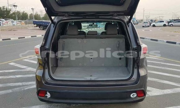 Buy Import Toyota Highlander Other Car in Import - Dubai in Bagmati Buy Import Toyota Highlander Other Car in Import - Dubai in Bagmati