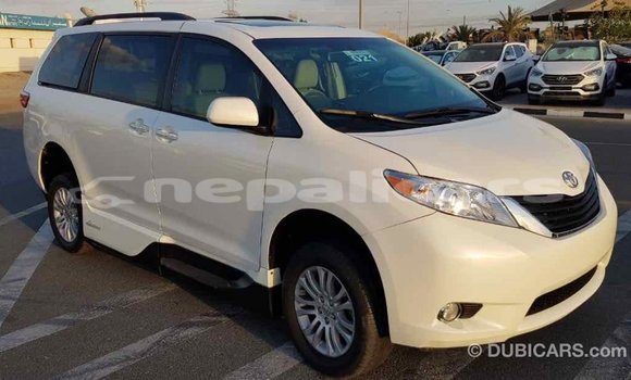 Buy Import Toyota Sienna White Car in Import - Dubai in Bagmati Buy Import Toyota Sienna White Car in Import - Dubai in Bagmati