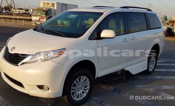 Buy Import Toyota Sienna White Car in Import - Dubai in Bagmati Buy Import Toyota Sienna White Car in Import - Dubai in Bagmati