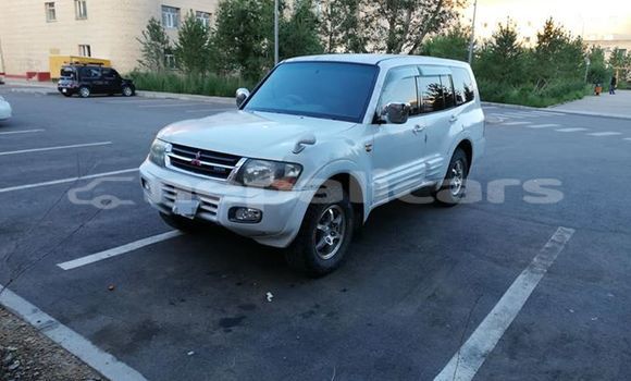 Buy Used Mitsubishi Pajero White Car in Amargadhi in Mahakali