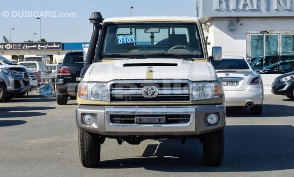 Buy Import Toyota Land Cruiser Beige Car in Import - Dubai in Bagmati Buy Import Toyota Land Cruiser Beige Car in Import - Dubai in Bagmati
