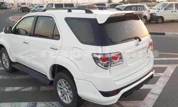 Buy Import Toyota Fortuner White Car in Import - Dubai in Bagmati Buy Import Toyota Fortuner White Car in Import - Dubai in Bagmati