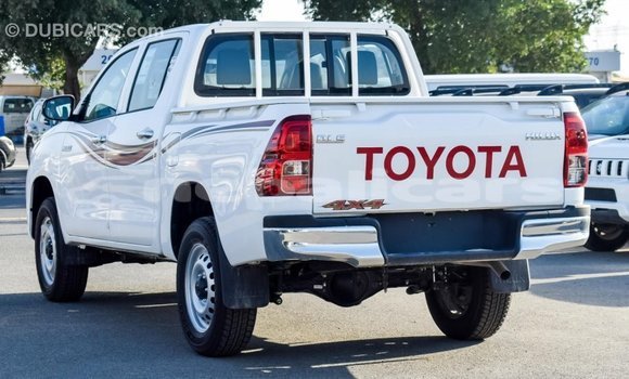 Buy Import Toyota Hilux White Car in Import - Dubai in Bagmati Buy Import Toyota Hilux White Car in Import - Dubai in Bagmati