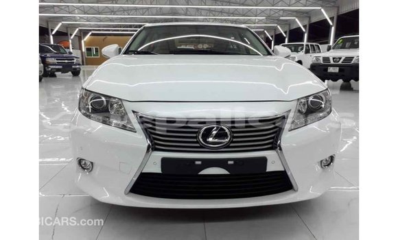 Buy Import Lexus ES White Car in Import - Dubai in Bagmati Buy Import Lexus ES White Car in Import - Dubai in Bagmati