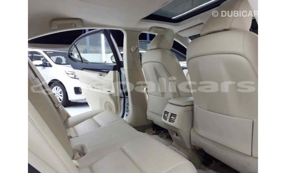 Buy Import Lexus ES White Car in Import - Dubai in Bagmati Buy Import Lexus ES White Car in Import - Dubai in Bagmati