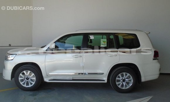 Buy Import Toyota Land Cruiser Other Car in Import - Dubai in Bagmati Buy Import Toyota Land Cruiser Other Car in Import - Dubai in Bagmati