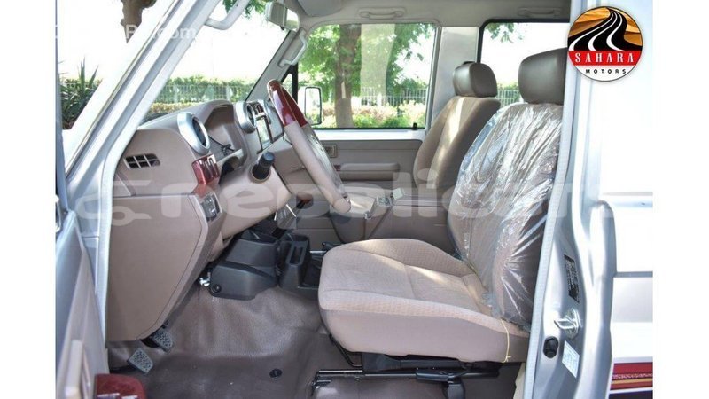 Big with watermark toyota land cruiser bagmati import dubai 3254