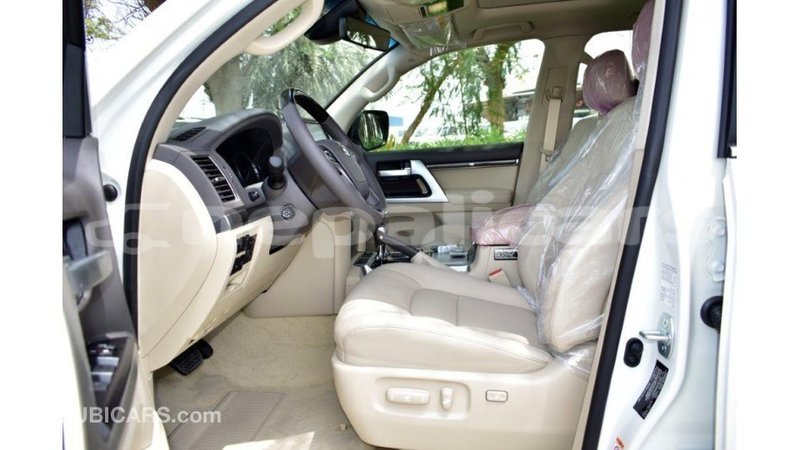 Big with watermark toyota land cruiser bagmati import dubai 3267