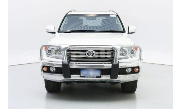 Buy Import Toyota Land Cruiser White Car in Import - Dubai in Bagmati Buy Import Toyota Land Cruiser White Car in Import - Dubai in Bagmati