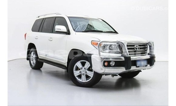 Buy Import Toyota Land Cruiser White Car in Import - Dubai in Bagmati Buy Import Toyota Land Cruiser White Car in Import - Dubai in Bagmati
