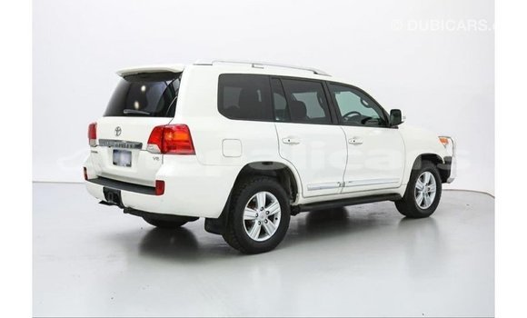 Buy Import Toyota Land Cruiser White Car in Import - Dubai in Bagmati Buy Import Toyota Land Cruiser White Car in Import - Dubai in Bagmati