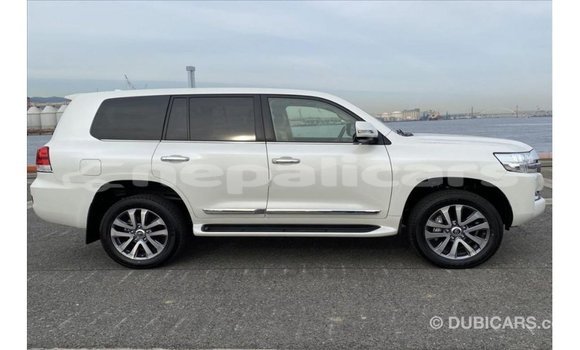 Buy Import Toyota Land Cruiser White Car in Import - Dubai in Bagmati Buy Import Toyota Land Cruiser White Car in Import - Dubai in Bagmati