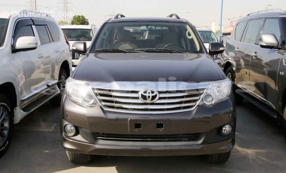 Buy Import Toyota Fortuner Other Car in Import - Dubai in Bagmati Buy Import Toyota Fortuner Other Car in Import - Dubai in Bagmati