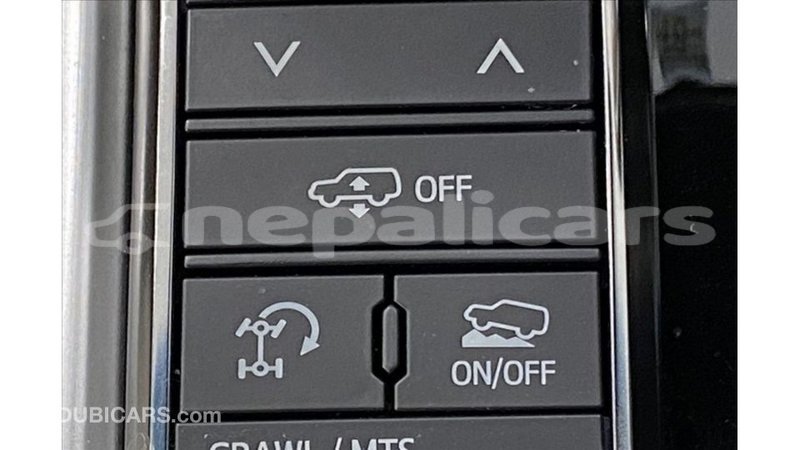 Big with watermark toyota land cruiser bagmati import dubai 3277