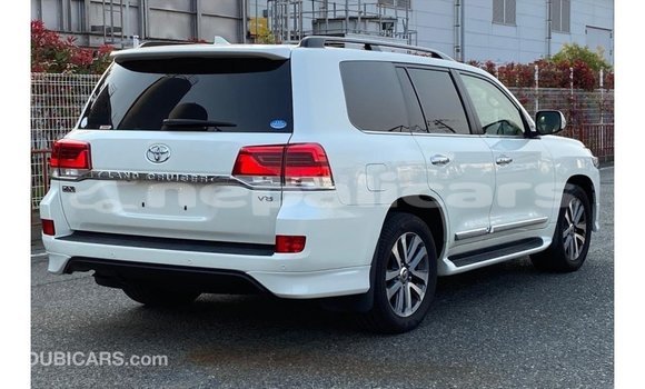 Buy Import Toyota Land Cruiser White Car in Import - Dubai in Bagmati Buy Import Toyota Land Cruiser White Car in Import - Dubai in Bagmati