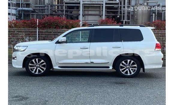 Buy Import Toyota Land Cruiser White Car in Import - Dubai in Bagmati Buy Import Toyota Land Cruiser White Car in Import - Dubai in Bagmati