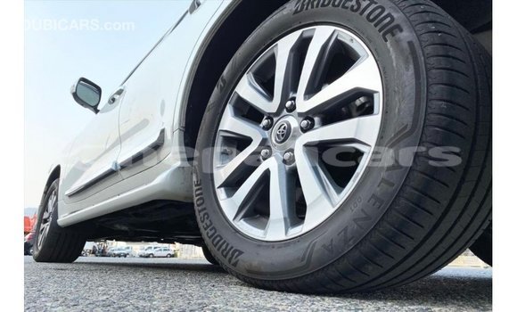 Buy Import Toyota Land Cruiser White Car in Import - Dubai in Bagmati Buy Import Toyota Land Cruiser White Car in Import - Dubai in Bagmati