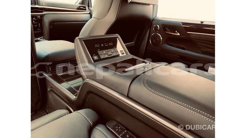 Big with watermark lexus lx bagmati import dubai 3287