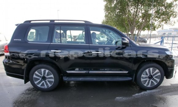 Buy Import Toyota Land Cruiser Black Car in Import - Dubai in Bagmati Buy Import Toyota Land Cruiser Black Car in Import - Dubai in Bagmati