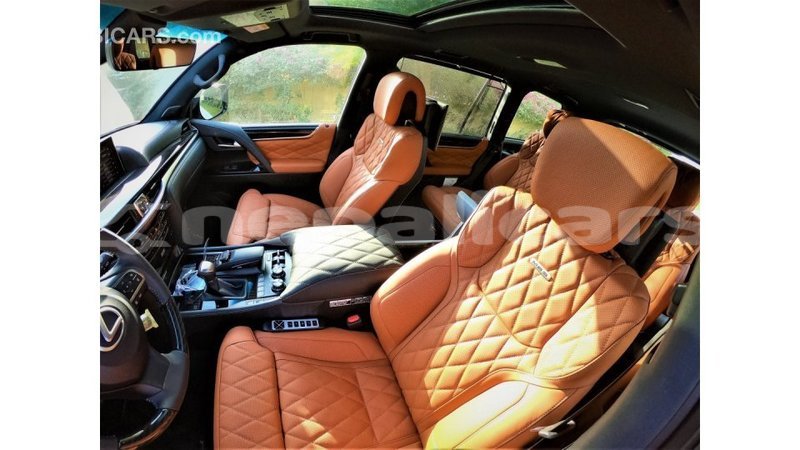 Big with watermark c376c2a7 0ec4 4f8c b277 1c2fc1070803