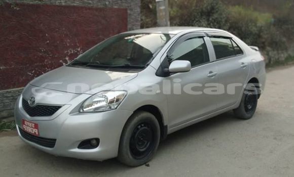 Buy Used Toyota Yaris Silver Car in Kathmandu in Bagmati