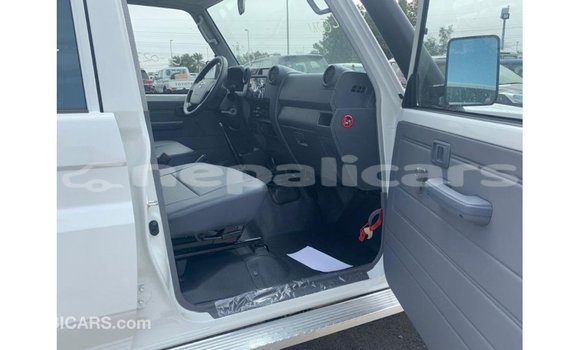 Buy Import Toyota Land Cruiser White Car in Import - Dubai in Bagmati Buy Import Toyota Land Cruiser White Car in Import - Dubai in Bagmati