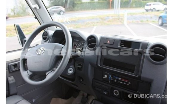 Buy Import Toyota Land Cruiser White Car in Import - Dubai in Bagmati Buy Import Toyota Land Cruiser White Car in Import - Dubai in Bagmati