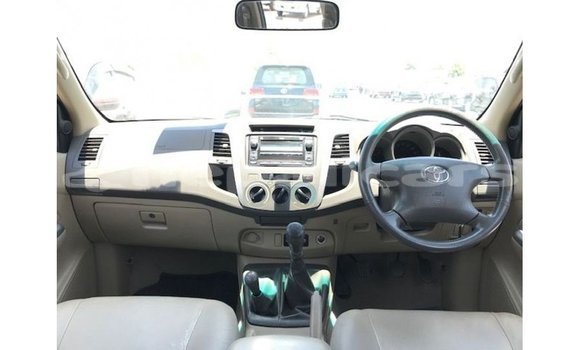 Buy Import Toyota Hilux Other Car in Import - Dubai in Bagmati Buy Import Toyota Hilux Other Car in Import - Dubai in Bagmati