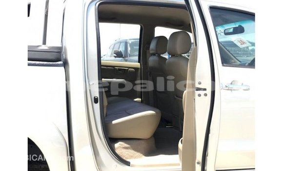 Buy Import Toyota Hilux Other Car in Import - Dubai in Bagmati Buy Import Toyota Hilux Other Car in Import - Dubai in Bagmati