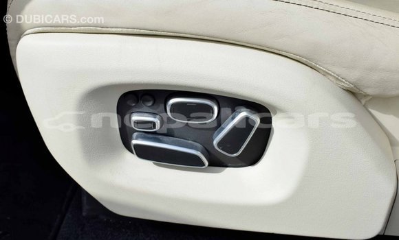 Buy Import Land Rover Range Rover White Car in Import - Dubai in Bagmati Buy Import Land Rover Range Rover White Car in Import - Dubai in Bagmati