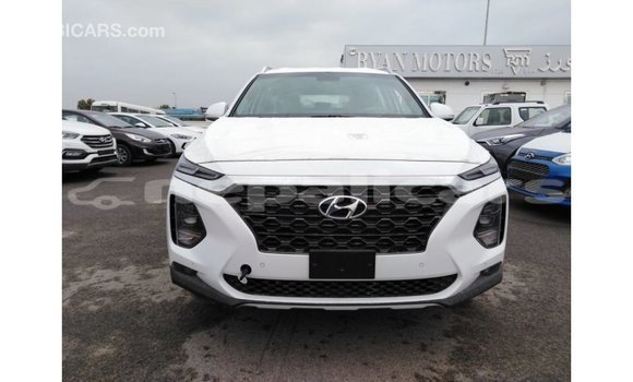 Buy Import Hyundai Santa Fe White Car in Import - Dubai in Bagmati Buy Import Hyundai Santa Fe White Car in Import - Dubai in Bagmati
