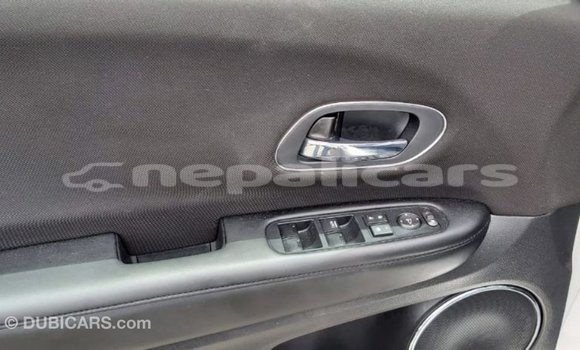 Buy Import Honda C White Bike in Import - Dubai in Bagmati Buy Import Honda C White Bike in Import - Dubai in Bagmati