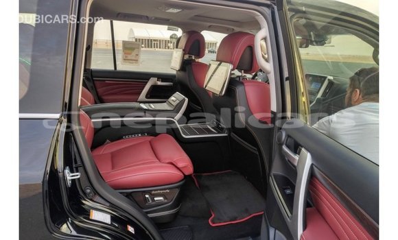Buy Import Toyota Land Cruiser Black Car in Import - Dubai in Bagmati Buy Import Toyota Land Cruiser Black Car in Import - Dubai in Bagmati