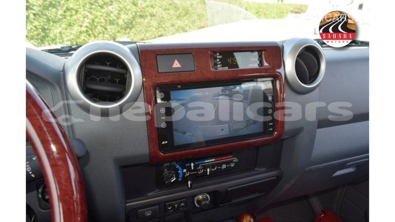 Big with watermark toyota land cruiser bagmati import dubai 3319