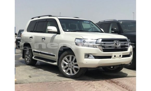 Buy Import Toyota Land Cruiser White Car in Import - Dubai in Bagmati Buy Import Toyota Land Cruiser White Car in Import - Dubai in Bagmati