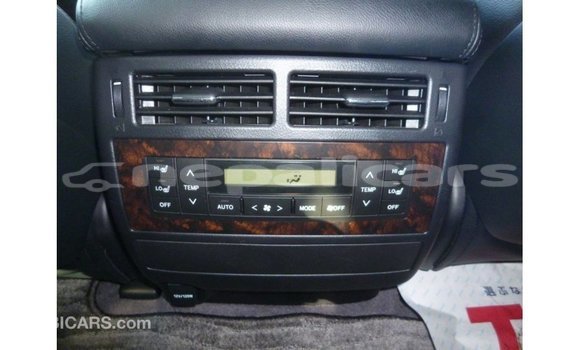 Buy Import Toyota Land Cruiser White Car in Import - Dubai in Bagmati Buy Import Toyota Land Cruiser White Car in Import - Dubai in Bagmati