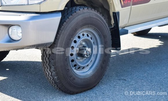 Buy Import Toyota Land Cruiser Beige Car in Import - Dubai in Bagmati Buy Import Toyota Land Cruiser Beige Car in Import - Dubai in Bagmati