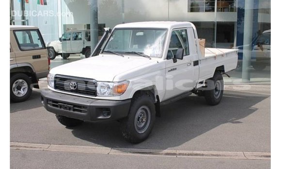 Buy Import Toyota Land Cruiser White Car in Import - Dubai in Bagmati Buy Import Toyota Land Cruiser White Car in Import - Dubai in Bagmati