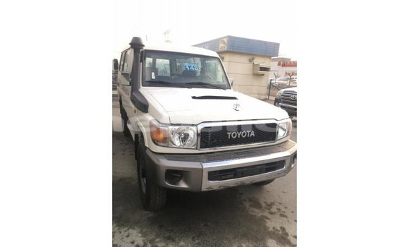 Buy Import Toyota Land Cruiser White Car in Import - Dubai in Bagmati Buy Import Toyota Land Cruiser White Car in Import - Dubai in Bagmati