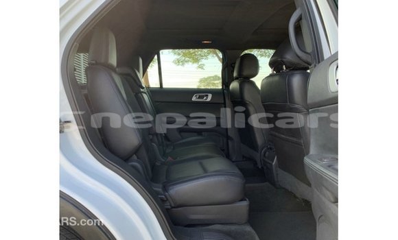 Buy Import Ford Explorer White Car in Import - Dubai in Bagmati Buy Import Ford Explorer White Car in Import - Dubai in Bagmati