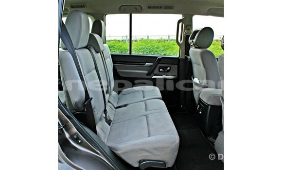 Buy Import Mitsubishi Pajero Brown Car in Import - Dubai in Bagmati Buy Import Mitsubishi Pajero Brown Car in Import - Dubai in Bagmati