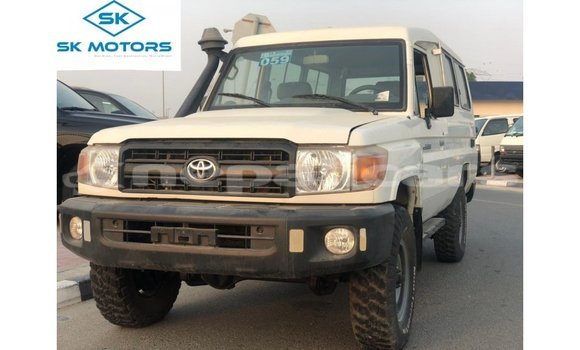 Buy Import Toyota Land Cruiser White Car in Import - Dubai in Bagmati