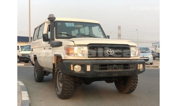 Buy Import Toyota Land Cruiser White Car in Import - Dubai in Bagmati Buy Import Toyota Land Cruiser White Car in Import - Dubai in Bagmati