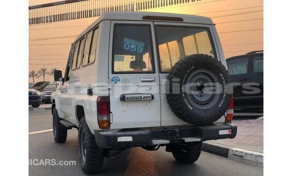 Buy Import Toyota Land Cruiser White Car in Import - Dubai in Bagmati Buy Import Toyota Land Cruiser White Car in Import - Dubai in Bagmati