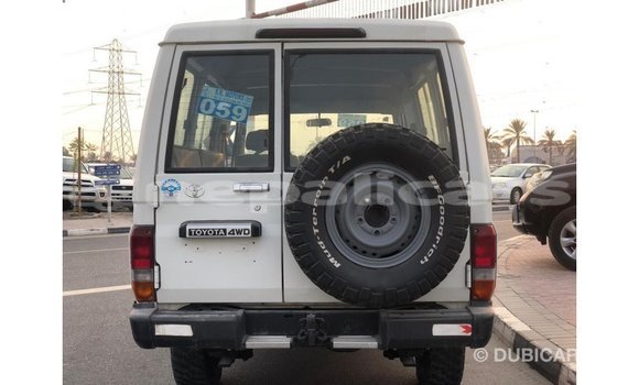Buy Import Toyota Land Cruiser White Car in Import - Dubai in Bagmati Buy Import Toyota Land Cruiser White Car in Import - Dubai in Bagmati